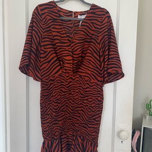 NWT White Closet orange and dark blue zebra ruched dress